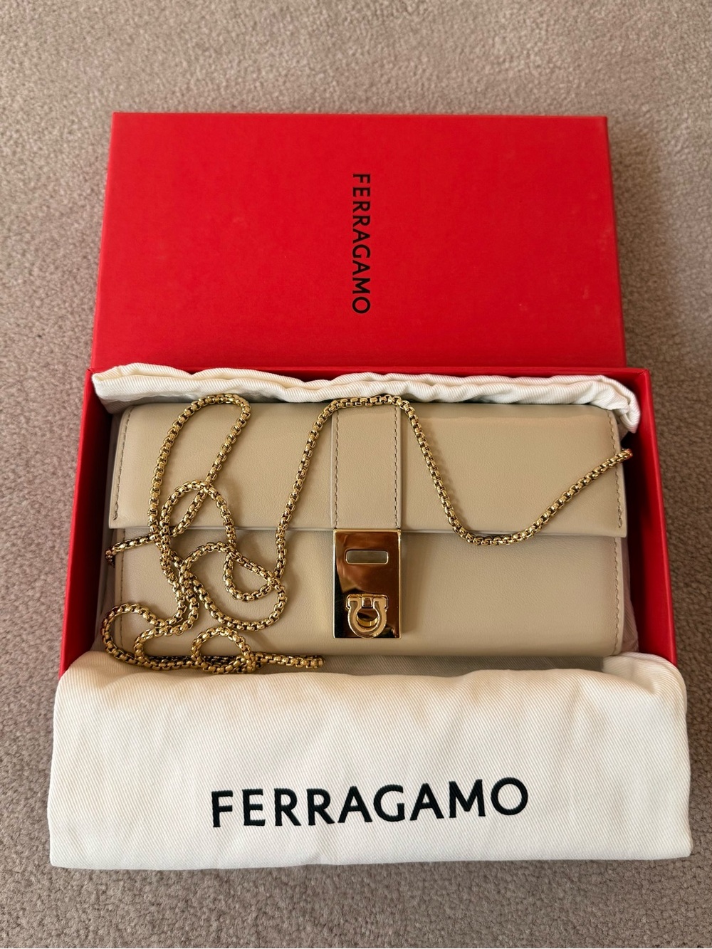 $995 Salvatore Ferragamo Hug Wallet Chain - Stone - Picture 4 of 12
